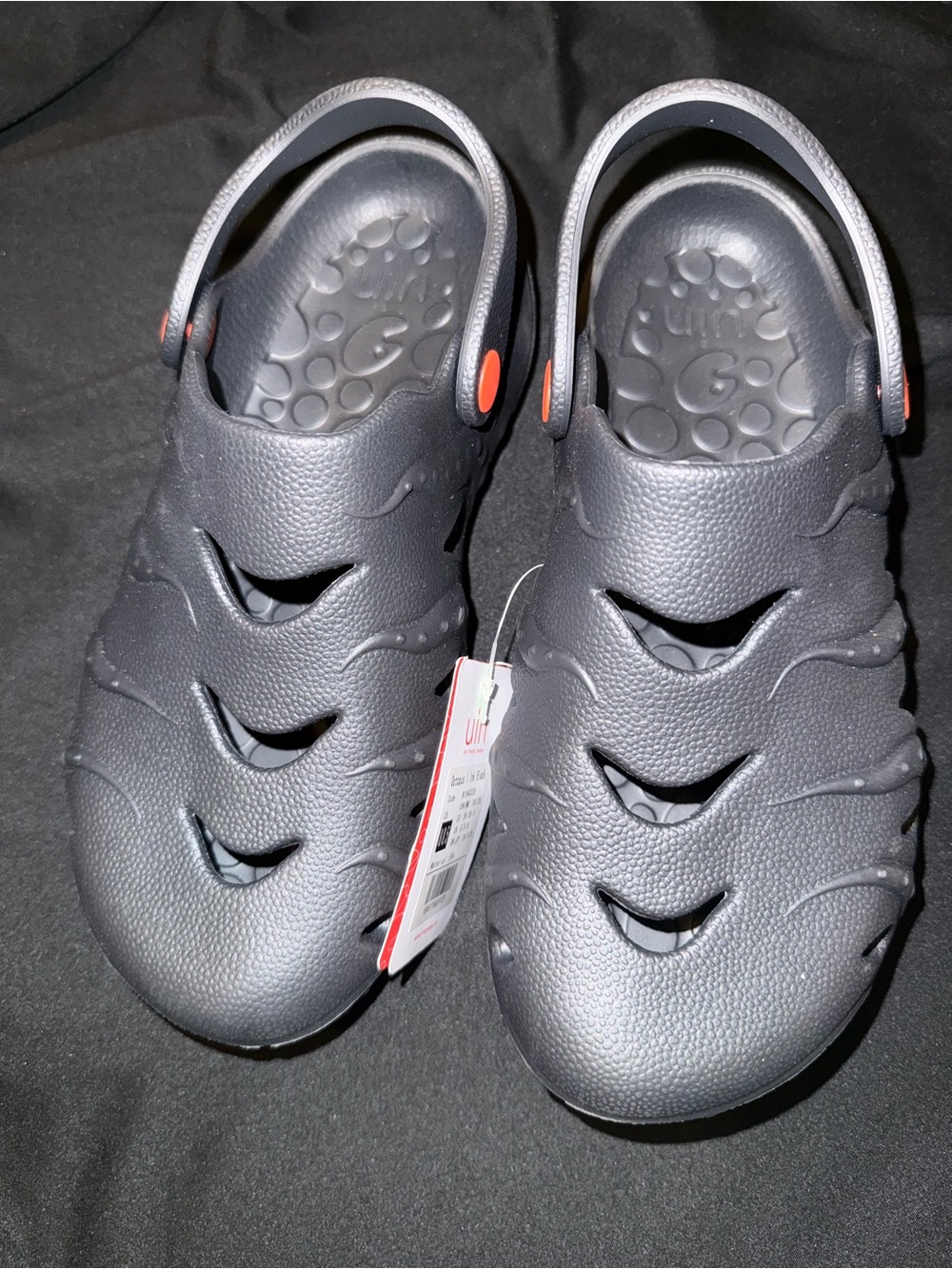 UIN Men's Black Slip-On Sandals with Orange Accents